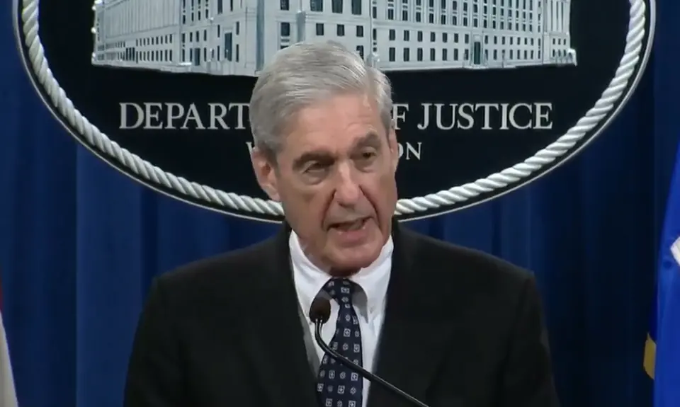 Robert Mueller speaks at a press conference