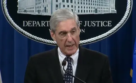 Robert Mueller speaks at a press conference